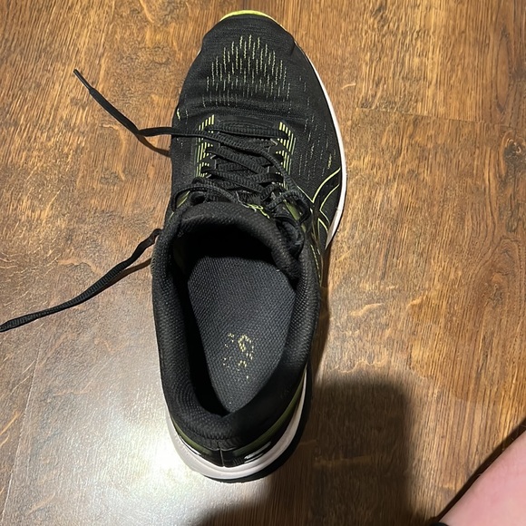 Asics GT-1000 running shoes - Picture 6 of 10